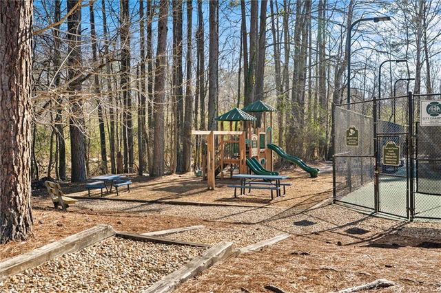 1660 Carlson SW Lane, Marietta, GA 30064