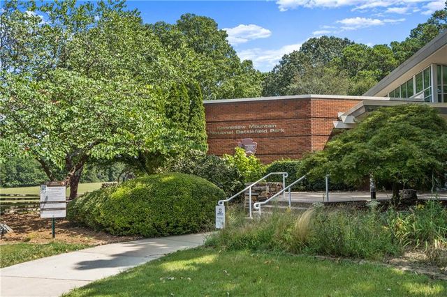 1660 Carlson SW Lane, Marietta, GA 30064