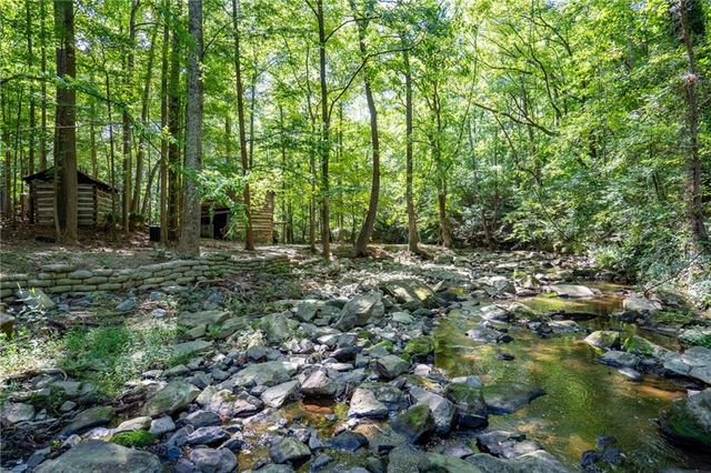 1660 Carlson SW Lane, Marietta, GA 30064