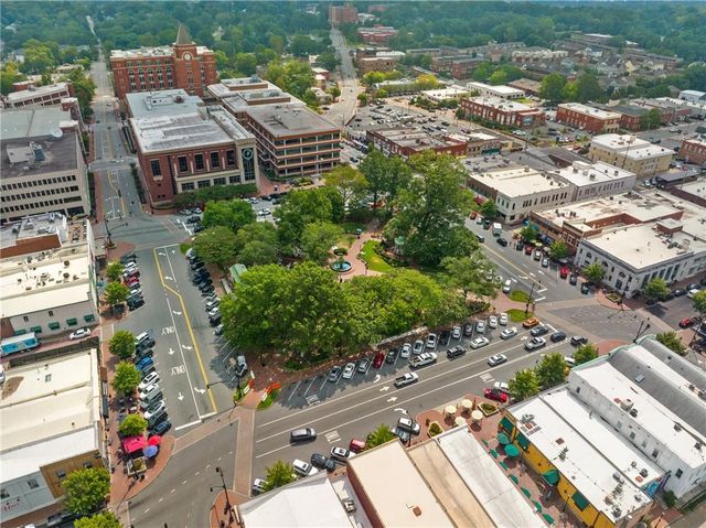 1660 Carlson SW Lane, Marietta, GA 30064