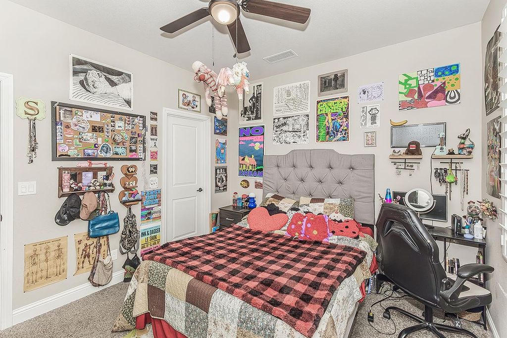 Image 21 of property listing at 4475 Crown Bluffs Drive, Madera, CA 93636