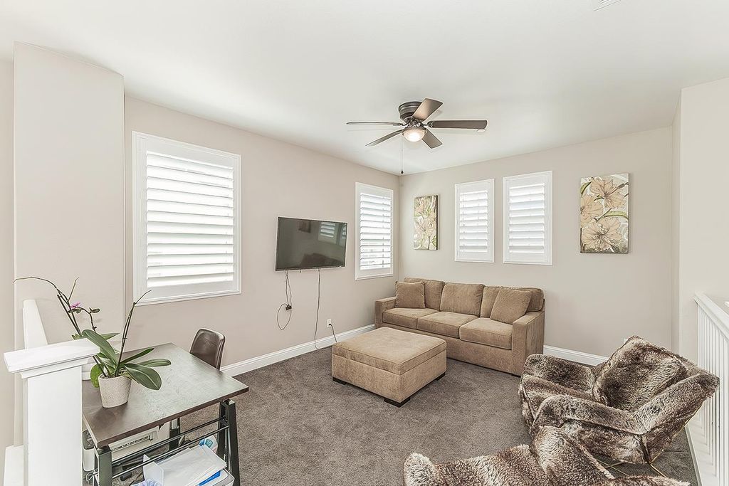 Image 28 of property listing at 4475 Crown Bluffs Drive, Madera, CA 93636