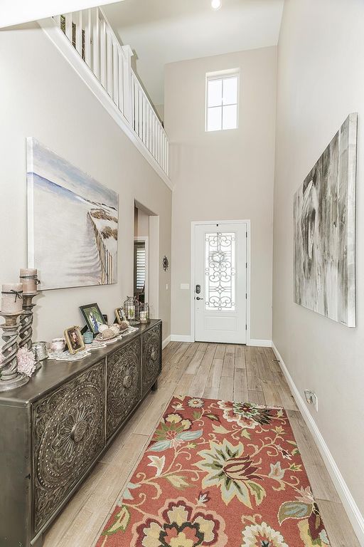 Image 5 of property listing at 4475 Crown Bluffs Drive, Madera, CA 93636