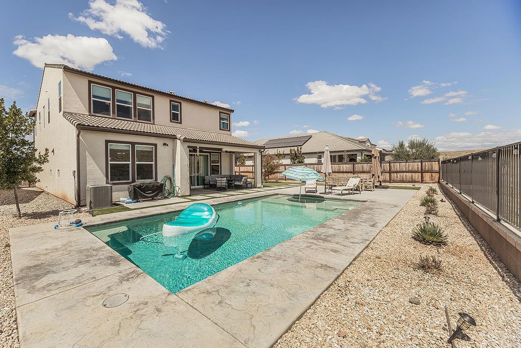 Image 53 of property listing at 4475 Crown Bluffs Drive, Madera, CA 93636