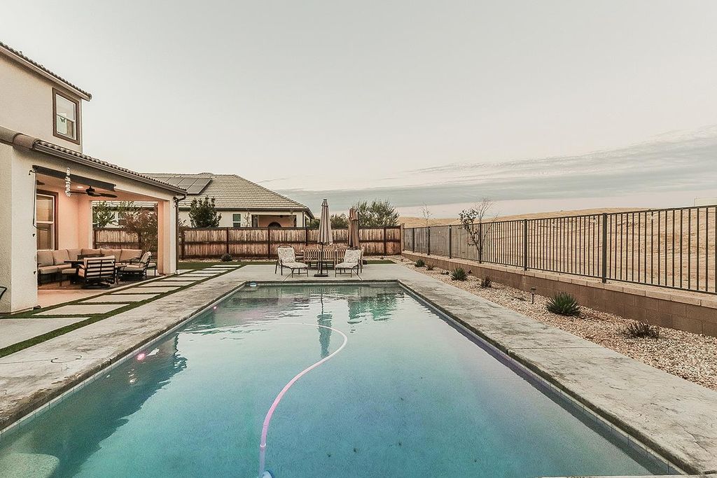 Image 80 of property listing at 4475 Crown Bluffs Drive, Madera, CA 93636