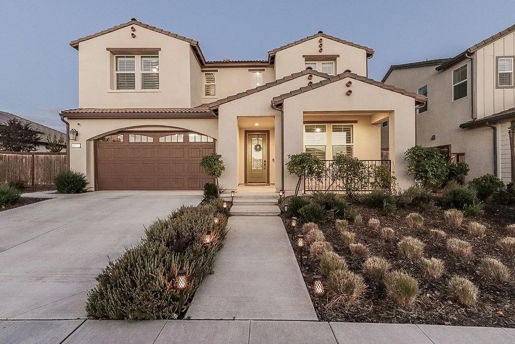 Image 83 of property listing at 4475 Crown Bluffs Drive, Madera, CA 93636