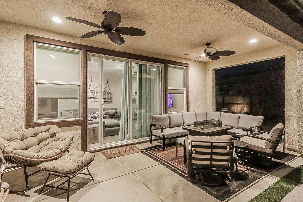 Image 91 of property listing at 4475 Crown Bluffs Drive, Madera, CA 93636