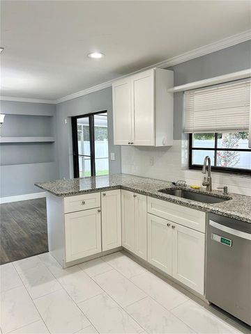 4633 BROOKSDALE DRIVE, Sarasota, FL 34232