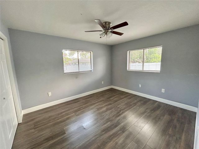 4633 BROOKSDALE DRIVE, Sarasota, FL 34232