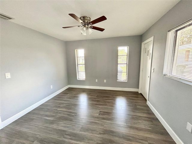 4633 BROOKSDALE DRIVE, Sarasota, FL 34232
