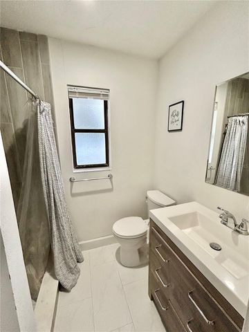 4633 BROOKSDALE DRIVE, Sarasota, FL 34232
