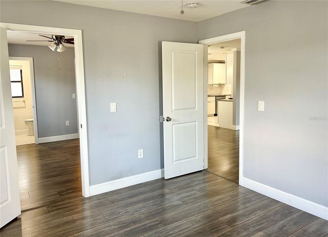 4633 BROOKSDALE DRIVE, Sarasota, FL 34232