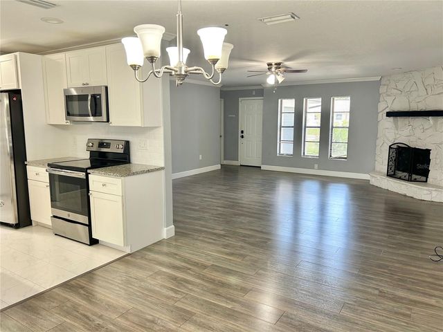 4633 BROOKSDALE DRIVE, Sarasota, FL 34232