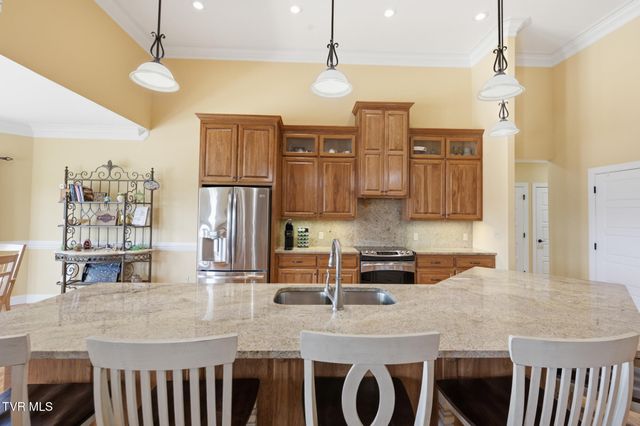 229 Forest Lane N, Blountville, TN 37617