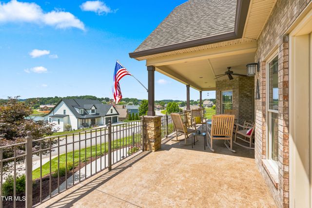 229 Forest Lane N, Blountville, TN 37617