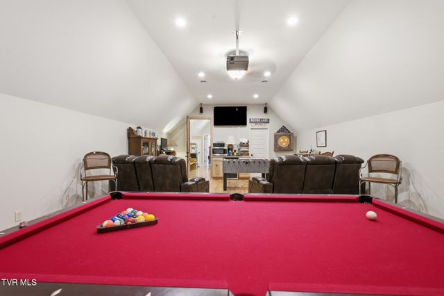 229 Forest Lane N, Blountville, TN 37617