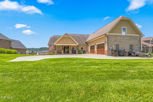 229 Forest Lane N, Blountville, TN 37617