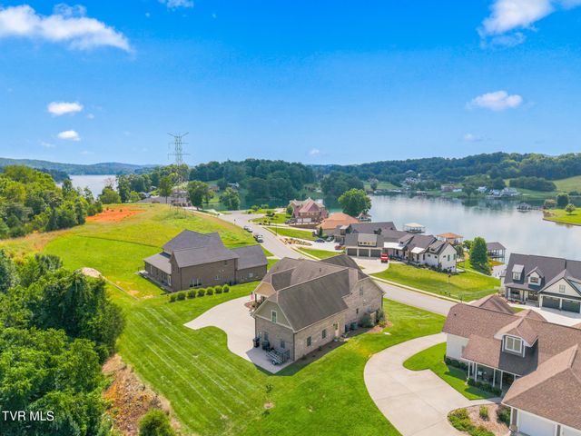 229 Forest Lane N, Blountville, TN 37617