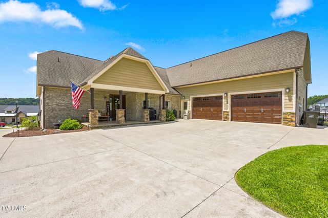 229 Forest Lane N, Blountville, TN 37617