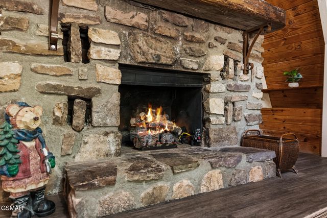 459 Sugar Mtn Way, Pigeon Forge, TN 37863
