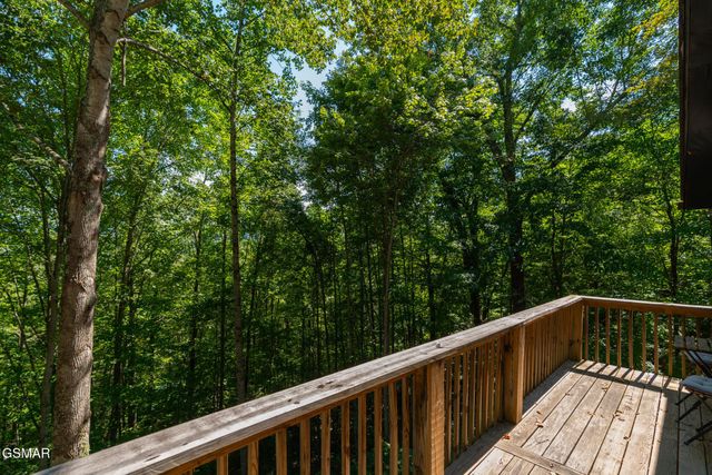 459 Sugar Mtn Way, Pigeon Forge, TN 37863