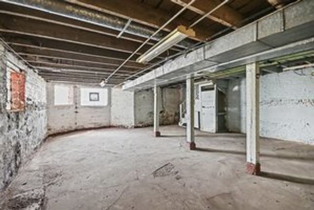 6621 S Oakley Avenue, Chicago, IL 60636