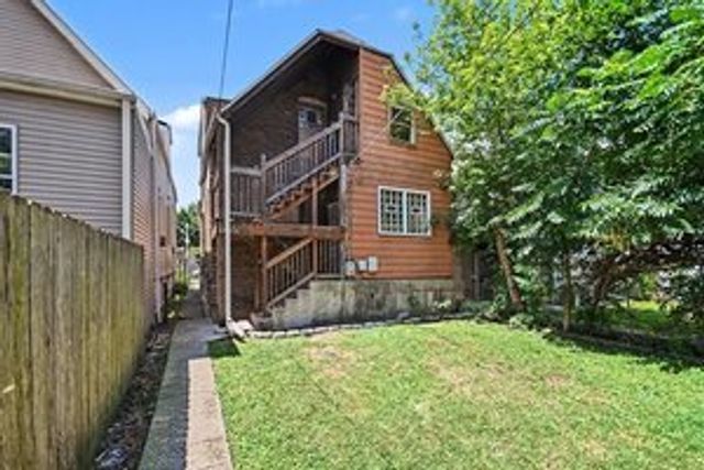 6621 S Oakley Avenue, Chicago, IL 60636
