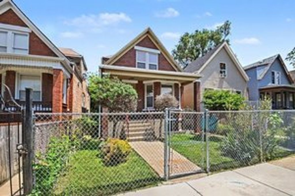 6621 S Oakley Avenue, Chicago, IL 60636