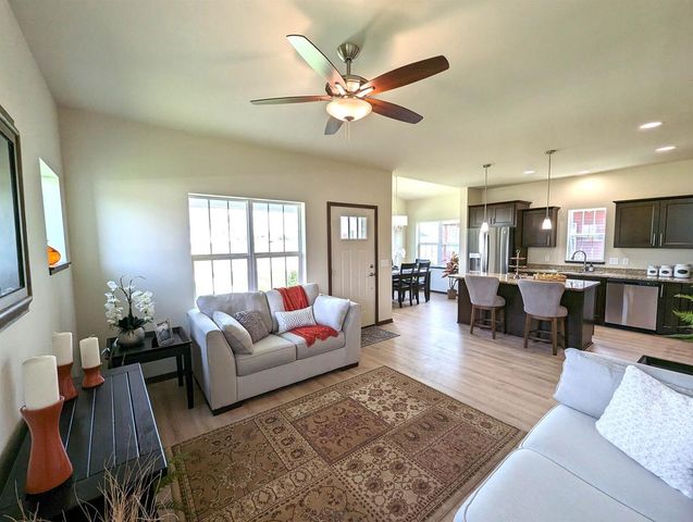 4321 Goldeneye Gateway Drive, Middleton, WI 53562