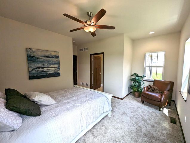 4321 Goldeneye Gateway Drive, Middleton, WI 53562