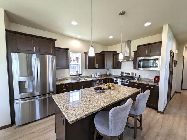 4321 Goldeneye Gateway Drive, Middleton, WI 53562