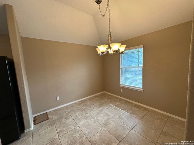 3327 CANDLEMOON DR, San Antonio, TX 78244