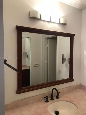 16751 NE 9th Ave 201, North Miami Beach, FL 33162