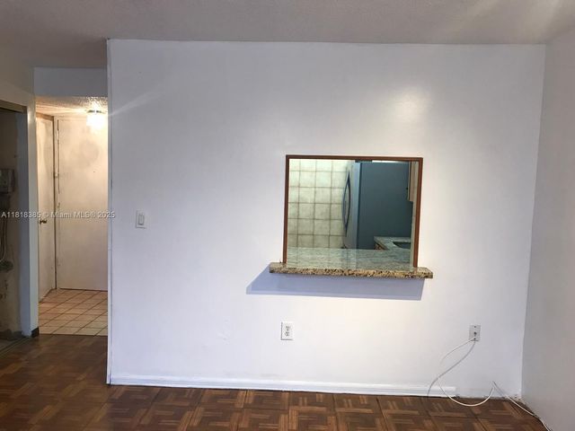 16751 NE 9th Ave 201, North Miami Beach, FL 33162