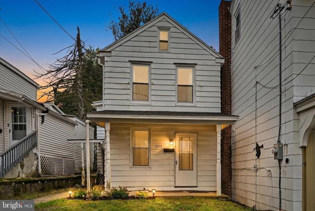 202 S MARGARETTA ST, Schuylkill Haven, PA 17972