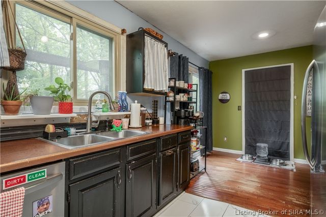 203 Lancaster Circle, New Albany, IN 47150