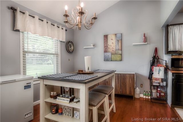 203 Lancaster Circle, New Albany, IN 47150