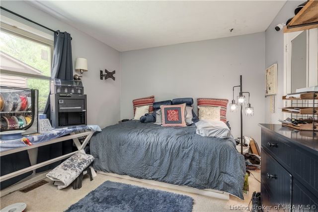 203 Lancaster Circle, New Albany, IN 47150