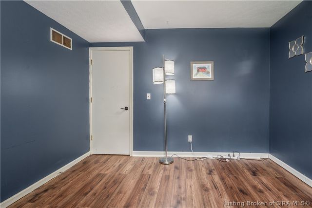 203 Lancaster Circle, New Albany, IN 47150