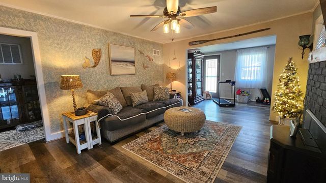 5130 ROSEMARY DR, Chesapeake Beach, MD 20732