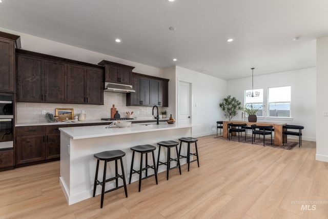 2777 N Oakman Ave, Star, ID 83669