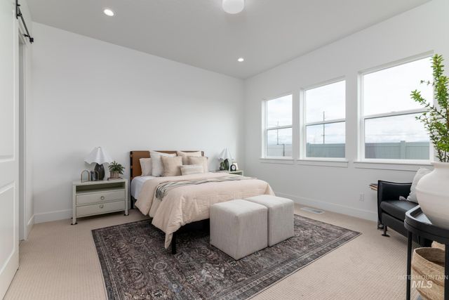 2777 N Oakman Ave, Star, ID 83669