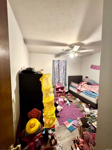 25 Sherwood Loop, Searcy, AR 72143