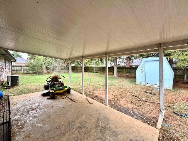 25 Sherwood Loop, Searcy, AR 72143