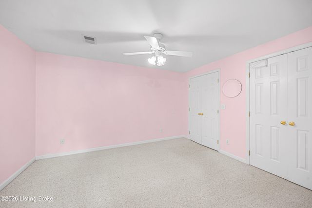 3905 Deer Lake Ct, Prospect, KY 40059