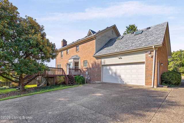 3905 Deer Lake Ct, Prospect, KY 40059