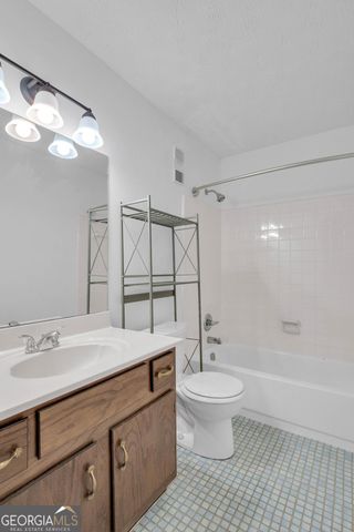 1203 Wynnes Ridge Circle SE 1203, Marietta, GA 30067