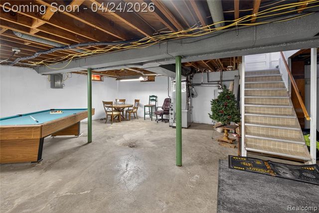 30242 Taylor Street, Saint Clair Shores, MI 48082
