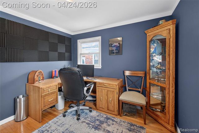 30242 Taylor Street, Saint Clair Shores, MI 48082