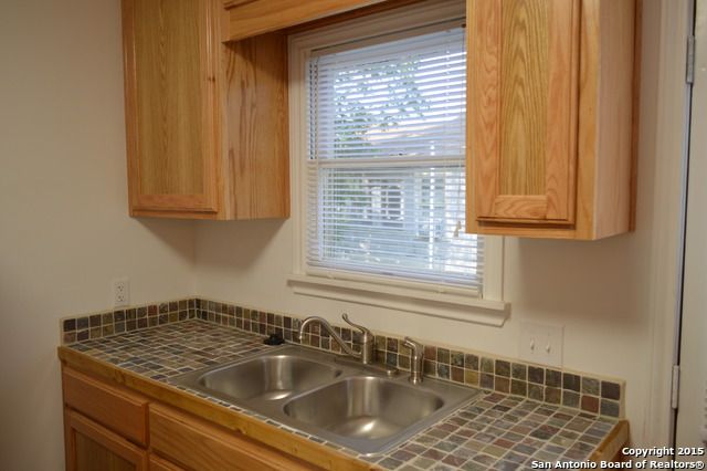1812 Mardell, San Antonio, TX 78201